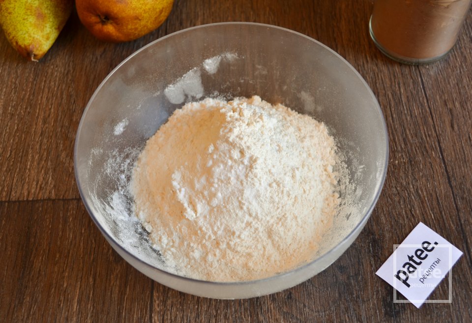 Шоколадный пирог с грушами - Шаг 5