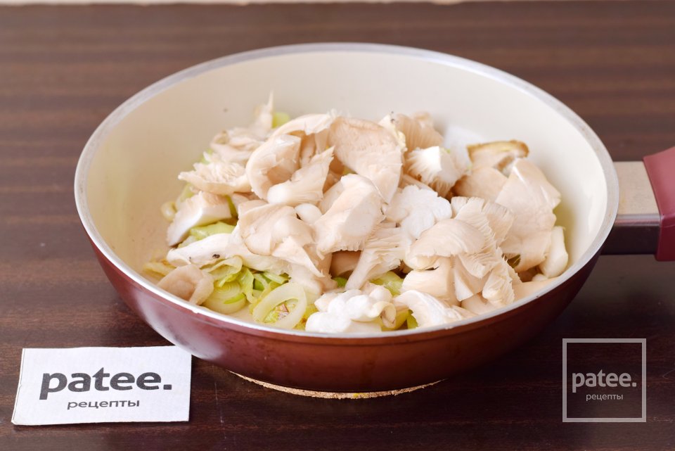 Вешенки в сливочно- шпинатном соусе - Шаг 5