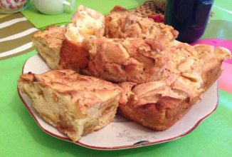 Пирог с яблоками