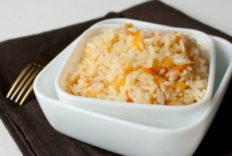 Рис в томатном соусе