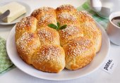 Ванильные булочки с кунжутом