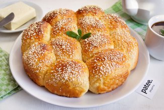 Ванильные булочки с кунжутом