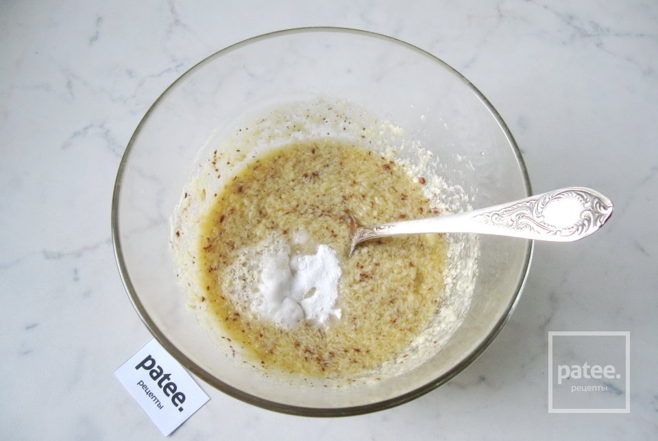 Медовая коврижка с джемом - Шаг 8