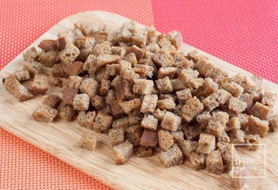 Салат с сухариками - Шаг 4