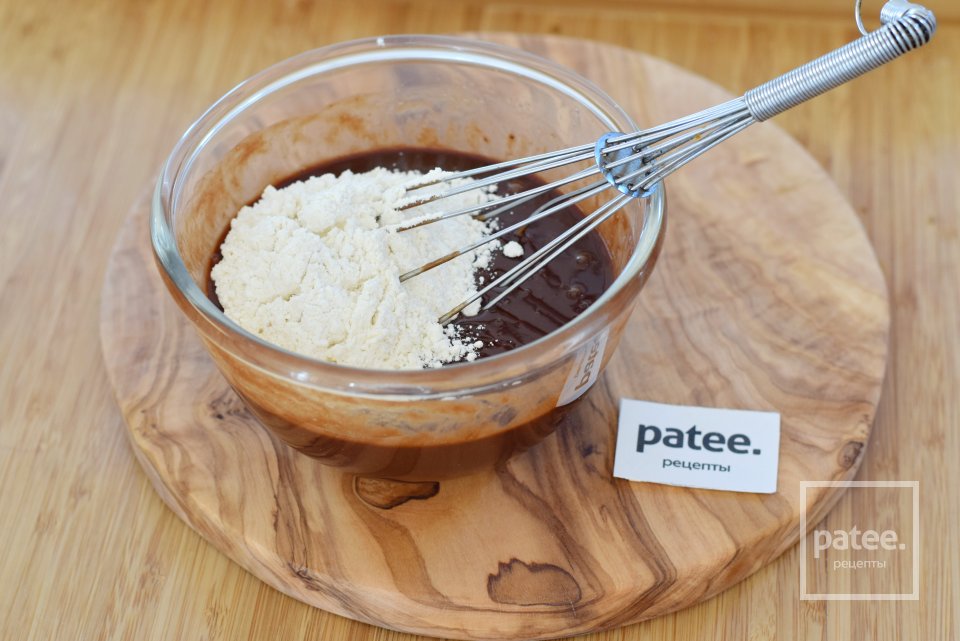  Шоколадные кексы с грушами - Шаг 9