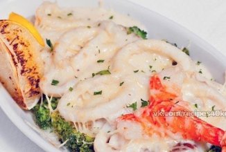 Нежный кальмар в сметанном соусе