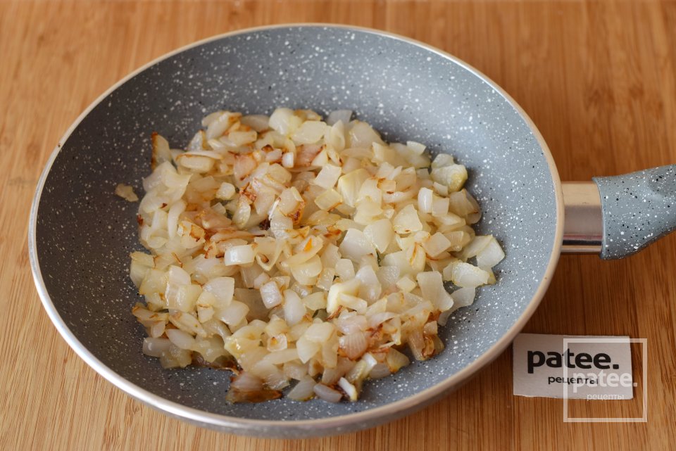 Салат из куриной печени с горошком - Шаг 3