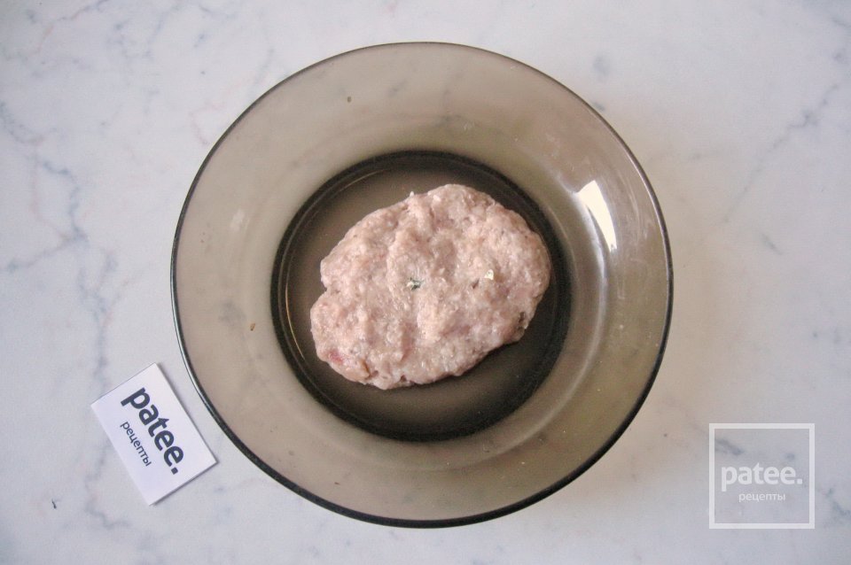 Котлеты с зелёным маслом - Шаг 12