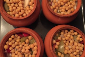 Мясо в горшочке