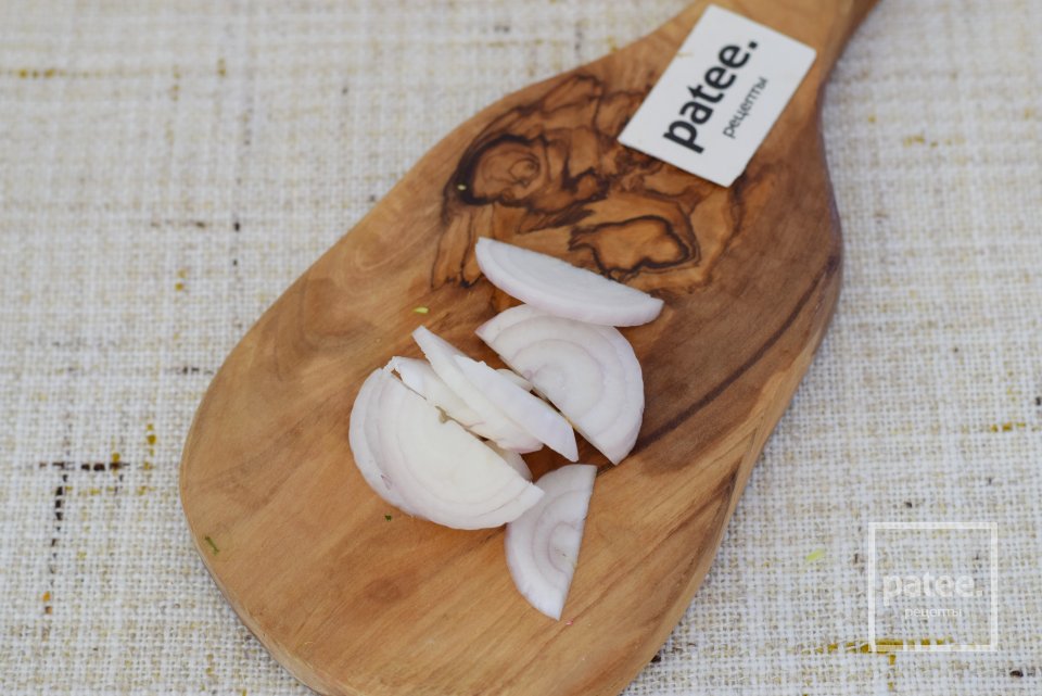 Крабовые палочки с овощами - Шаг 6