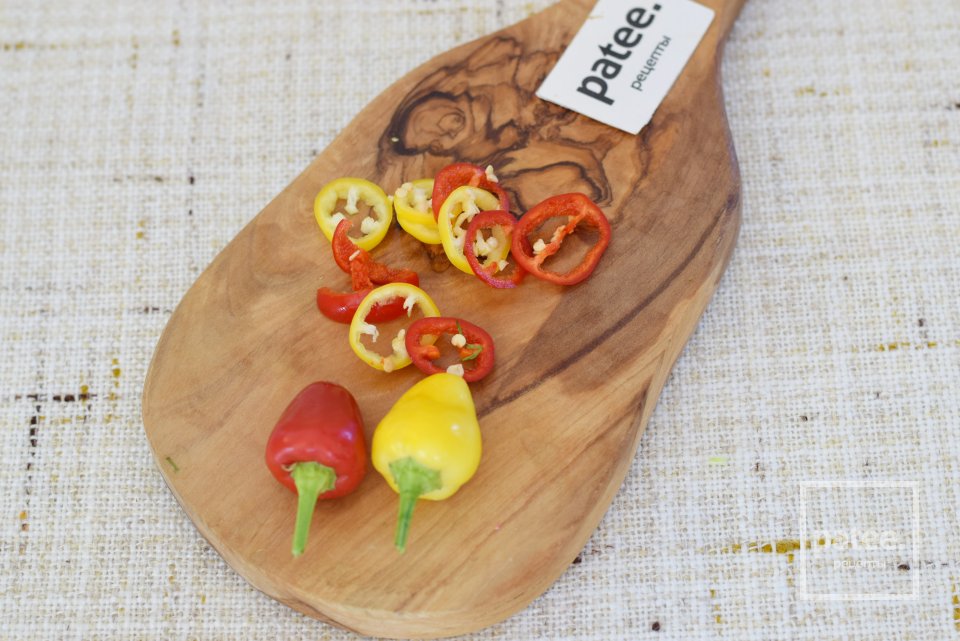 Крабовые палочки с овощами - Шаг 8