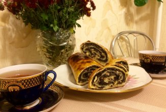 Маковый рулет