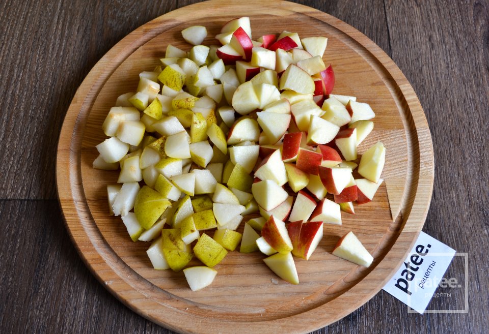 Пряный яблочный крамбл с грецкими орехами - Шаг 8