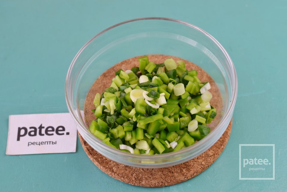 Мясной рулет с полезной начинкой - Шаг 9