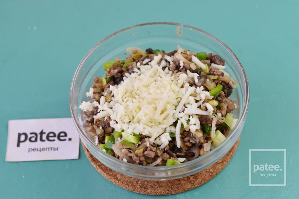 Мясной рулет с полезной начинкой - Шаг 11