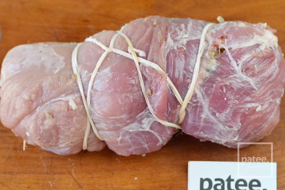 Мясной рулет с полезной начинкой - Шаг 16