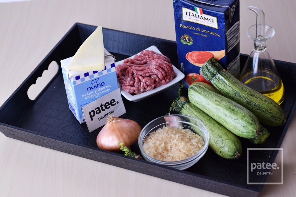 Кабачки фаршированные в томатном соусе - Шаг 1