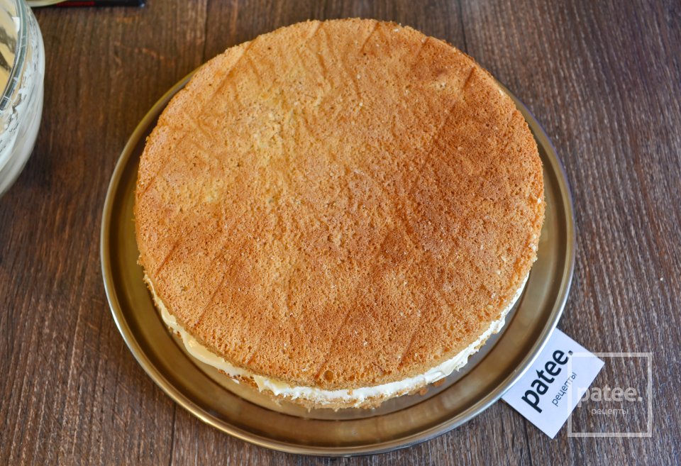 Торт со сливочным кремом, бананами и шоколадом - Шаг 16