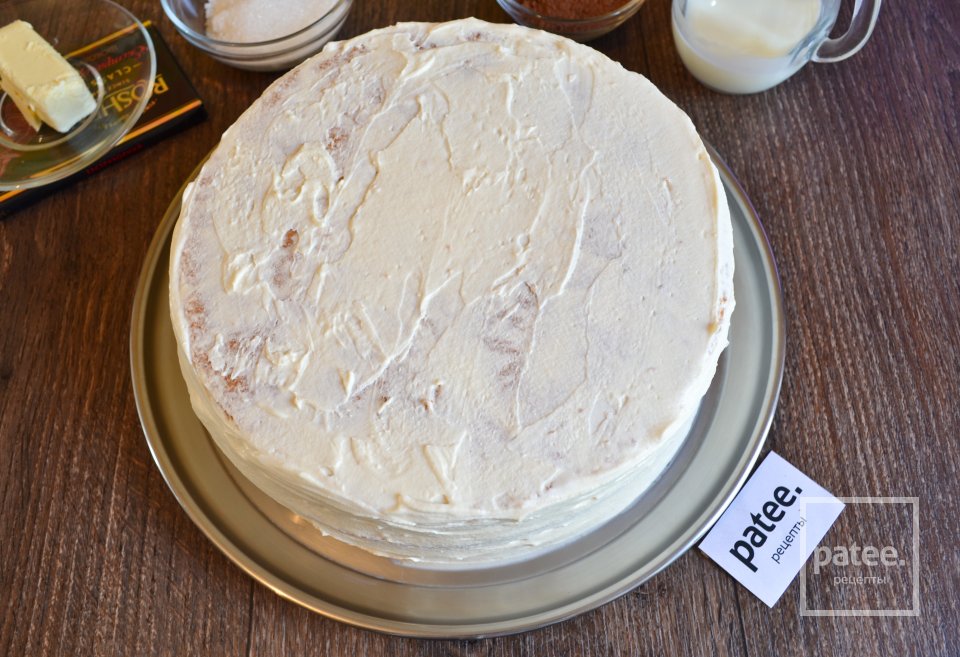 Торт со сливочным кремом, бананами и шоколадом - Шаг 18