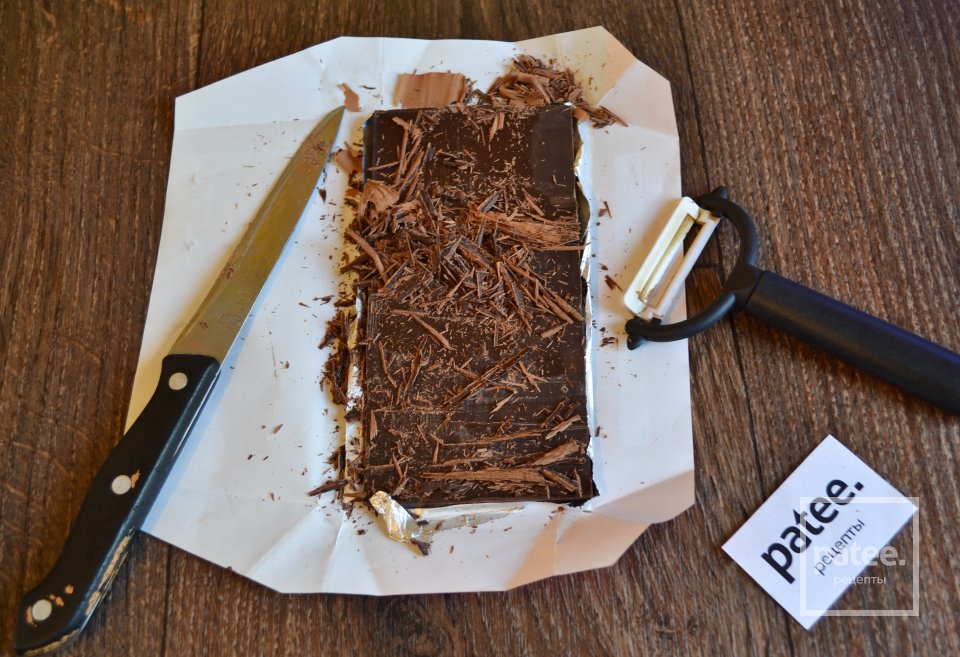 Торт со сливочным кремом, бананами и шоколадом - Шаг 21