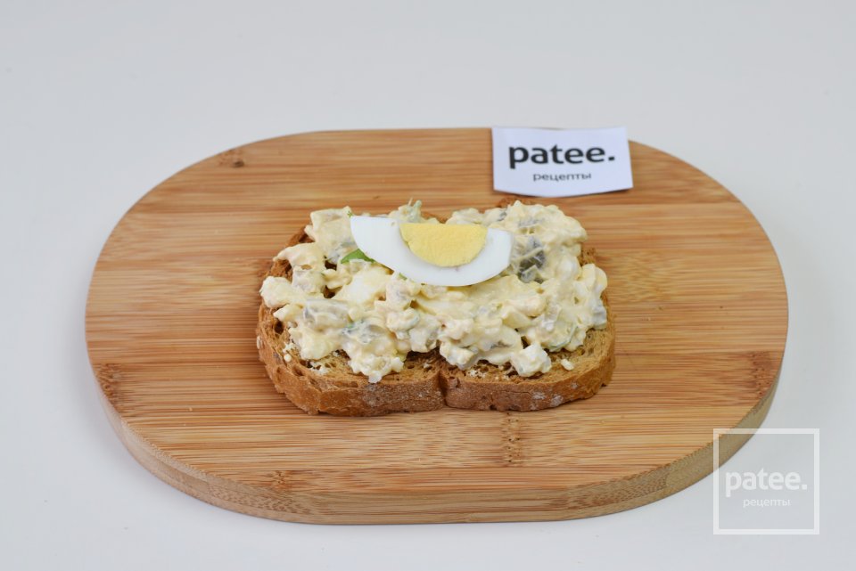  Хрустящий бутерброд с яичным салатом - Шаг 17