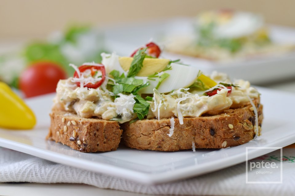  Хрустящий бутерброд с яичным салатом - Шаг 20