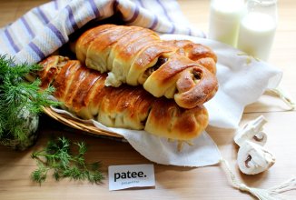 Плетенки с капустой и грибами