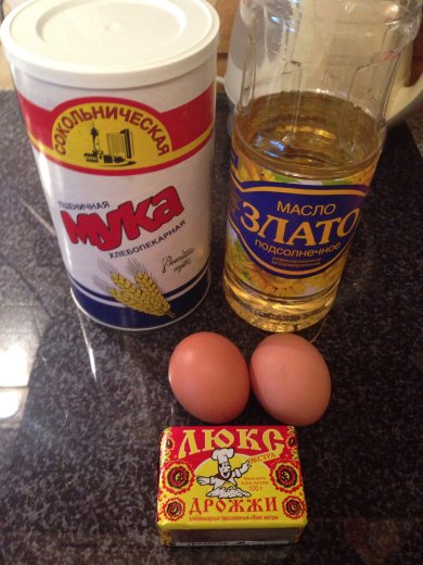 Блины на дрожжах - Шаг 1