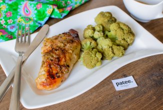 Куриные грудки в медовой глазури