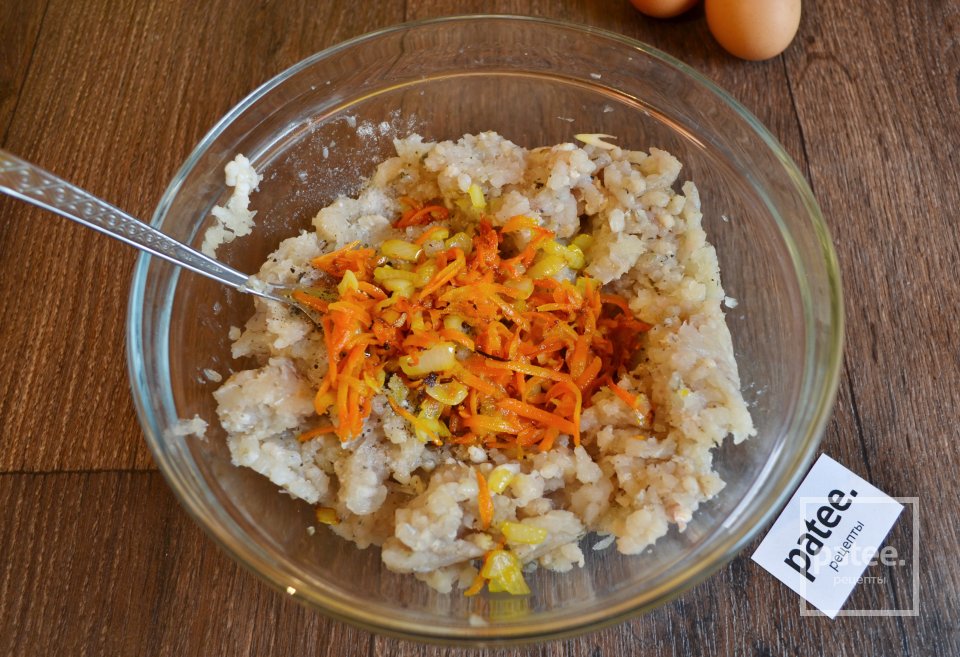 Нежные рыбные котлеты - Шаг 8