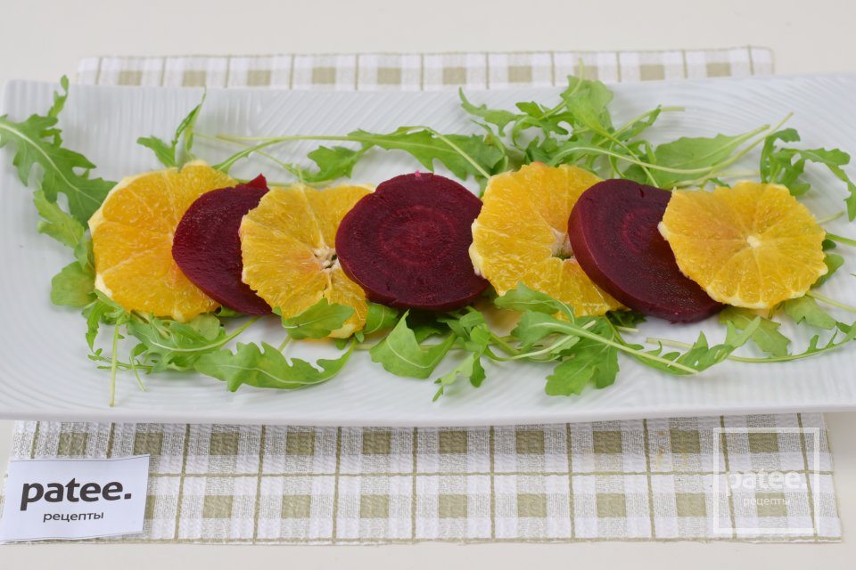 Салат со свеклой, апельсином и рукколой - Шаг 12