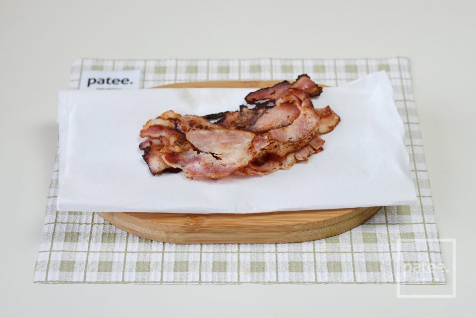 Закусочные булочки с ветчиной и беконом - Шаг 5