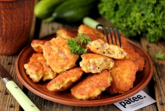 Оригинальные оладьи из мясного фарша