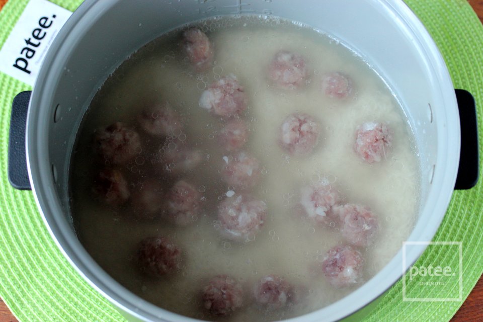 Фрикадельки с рисом в мультиварке - Шаг 12