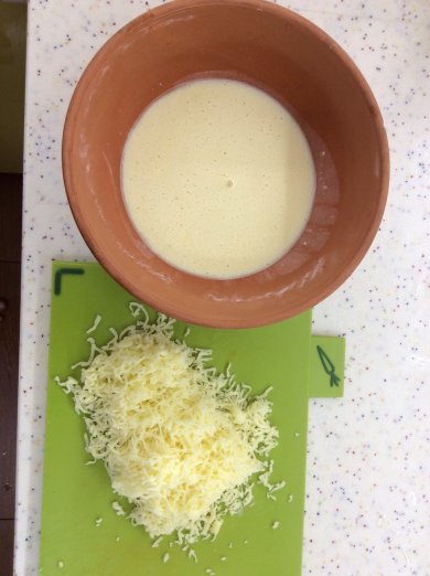 Сырные лепёшки - Шаг 1