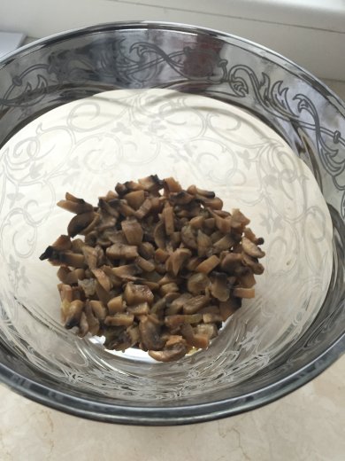 Салат с грибами и курочкой - Шаг 3