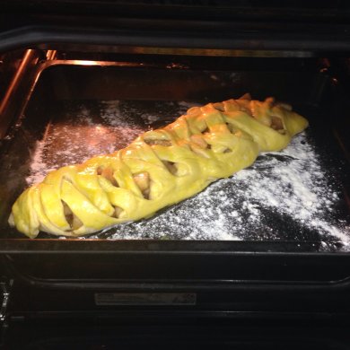 Пироги с яблоком и корицей, творожные рулеты - Шаг 5