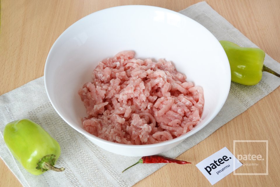 Перец, фаршированный мясом и гречкой - Шаг 2