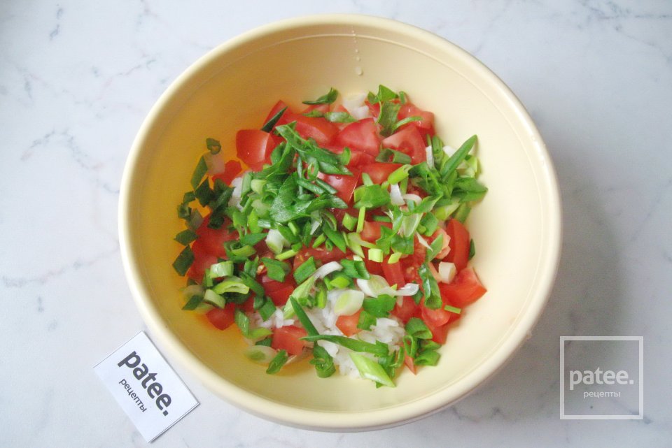 Салат с фасолью, курицей и помидорами - Шаг 8