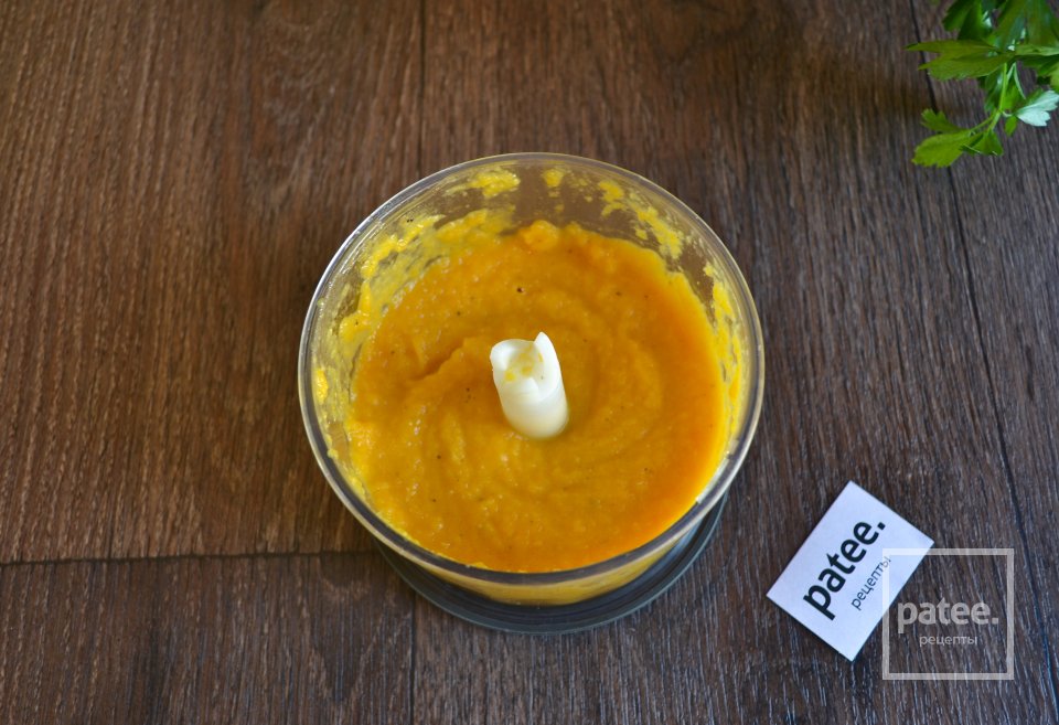 Сливочный суп-пюре с тыквой и чечевицей - Шаг 10