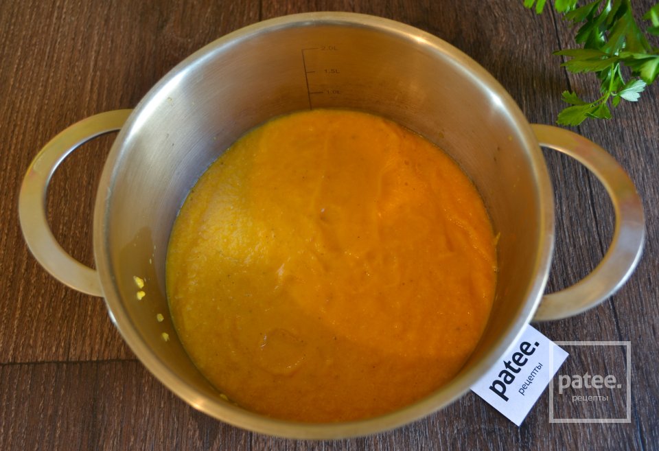 Сливочный суп-пюре с тыквой и чечевицей - Шаг 11