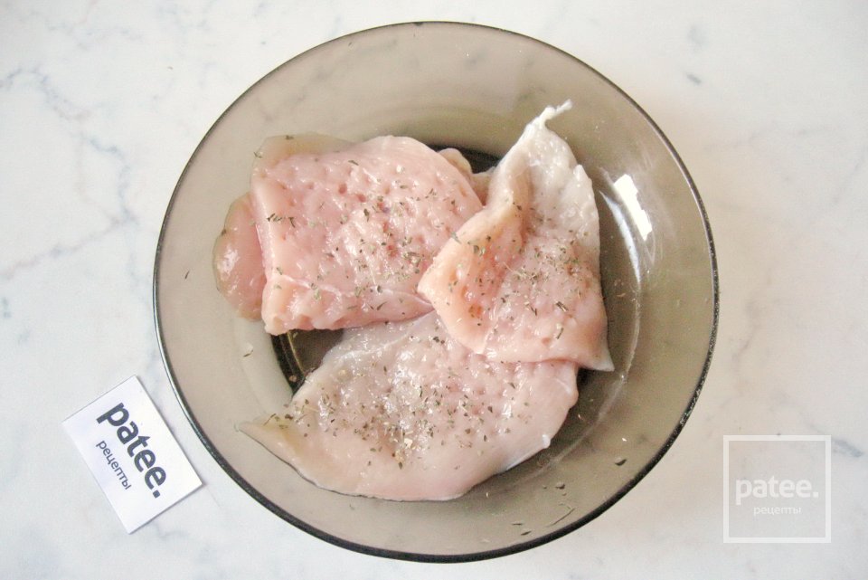 Куриная грудка в морковном кляре - Шаг 9