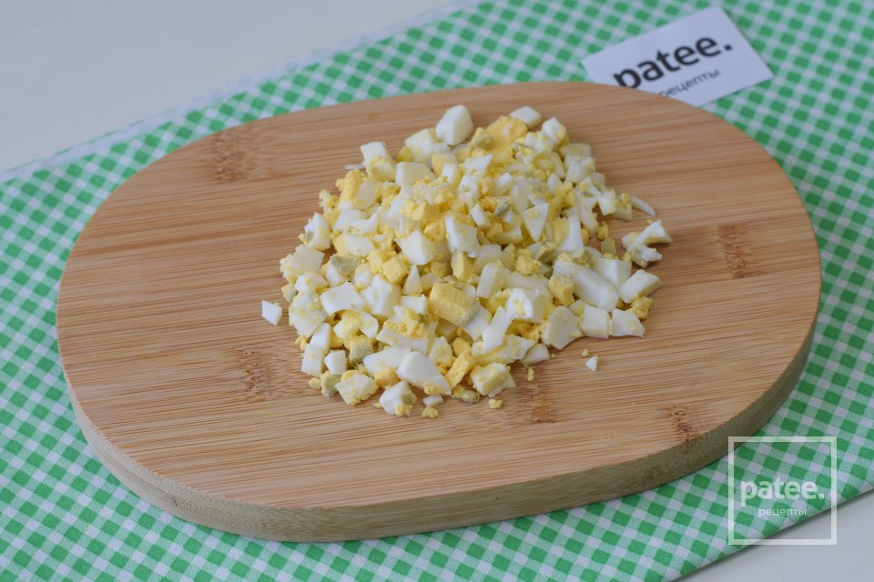 Салат из консервированного тунца - Шаг 4