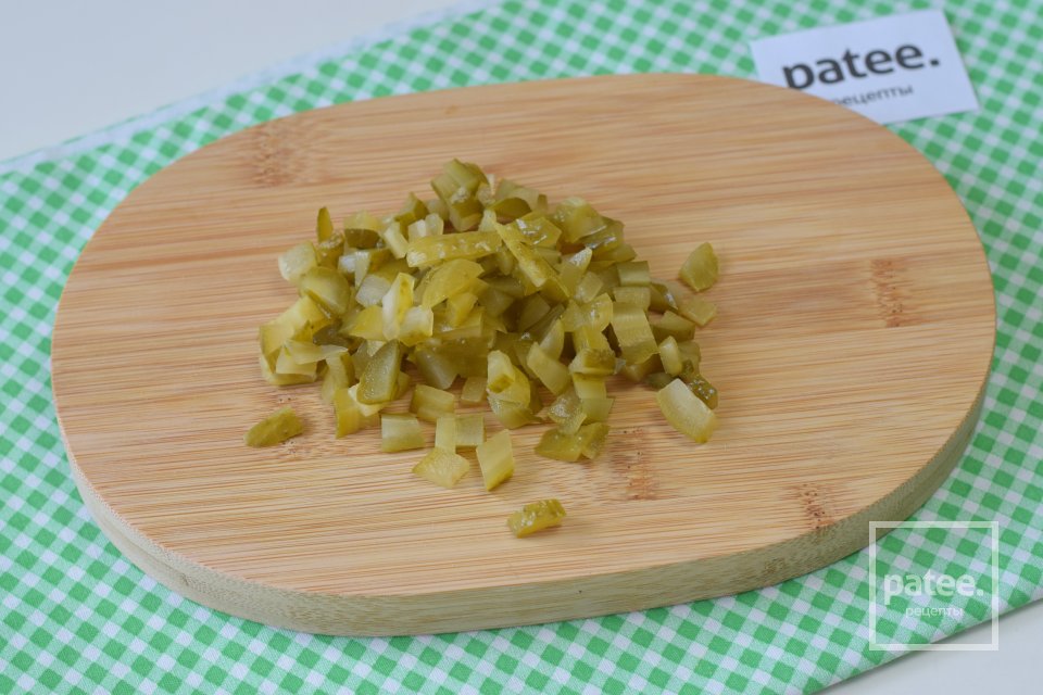 Салат из консервированного тунца - Шаг 6