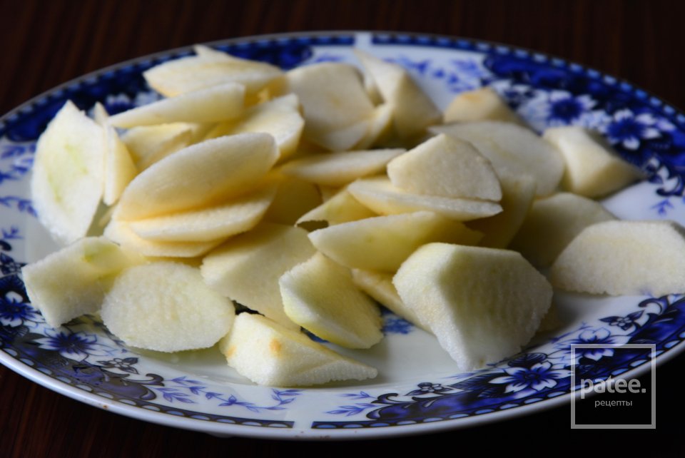 Яблочно-ореховый шарлот - Шаг 4