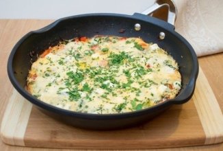 Фриттата с овощами и сыром