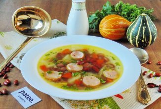 Фасолевый суп с сосисками