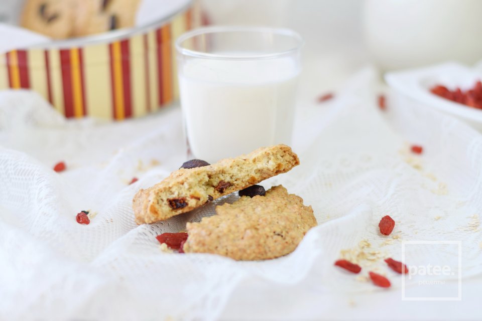 Овсяное печенье с ягодами годжи - Шаг 14