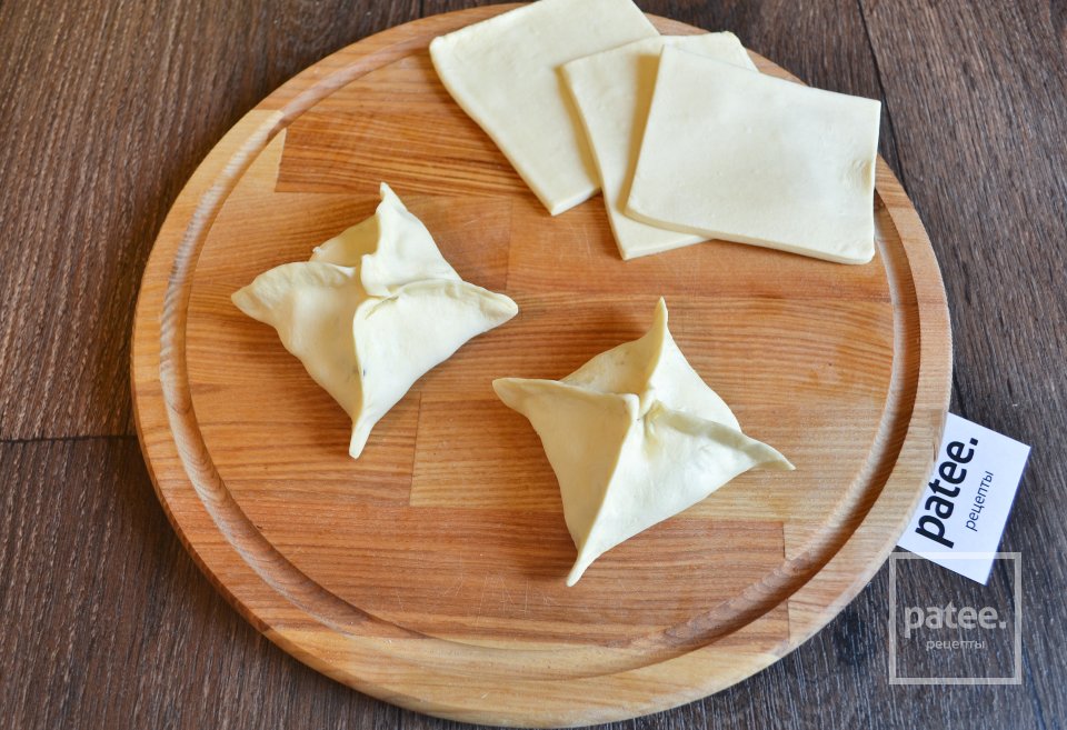 Слойки с шампиньонами и моцареллой - Шаг 10