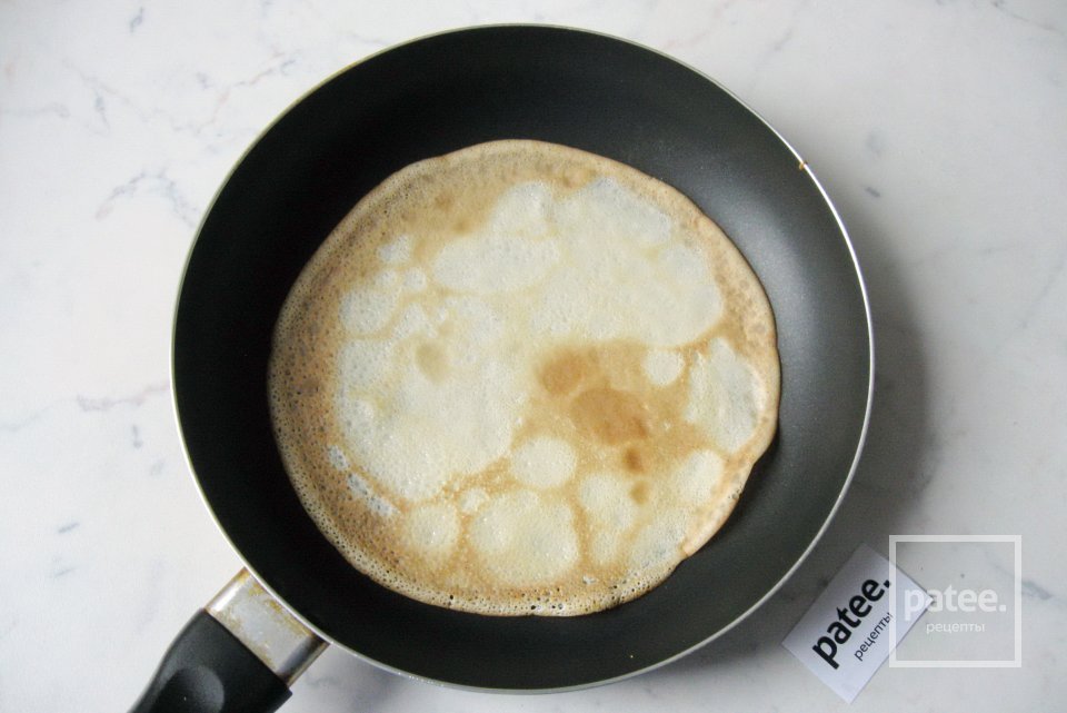 Блинные мешочки с курицей и грибами - Шаг 6